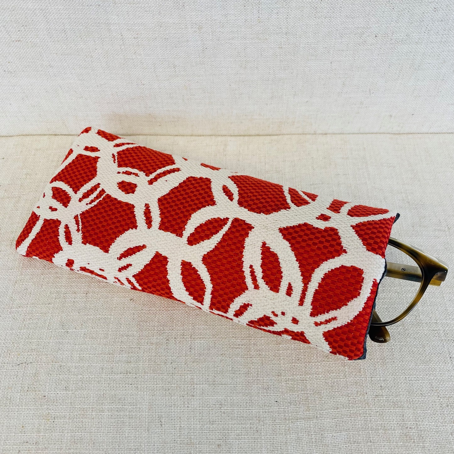 Handmade In London Eyeglass Case 10 Curiosities Gift Shop