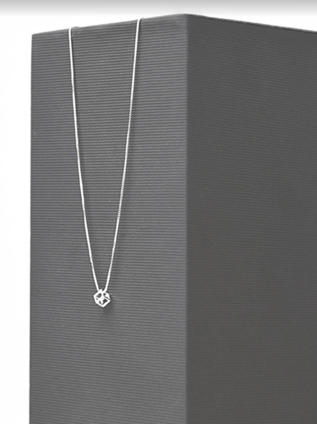 Pursuits - Necklace / Prisma (Silver) | Curiosities Gift Shop | Pursuits - Necklace / Prisma (Silver)
