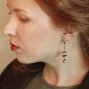 Isabelle Ferland - Earrings / Stability