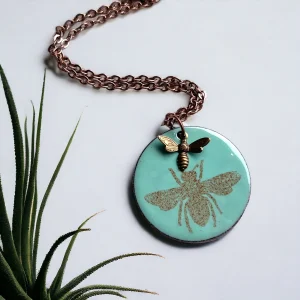 Aflame Creations - Necklace / Bee